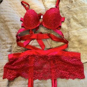 Valentine’s day lingerie kit 😍